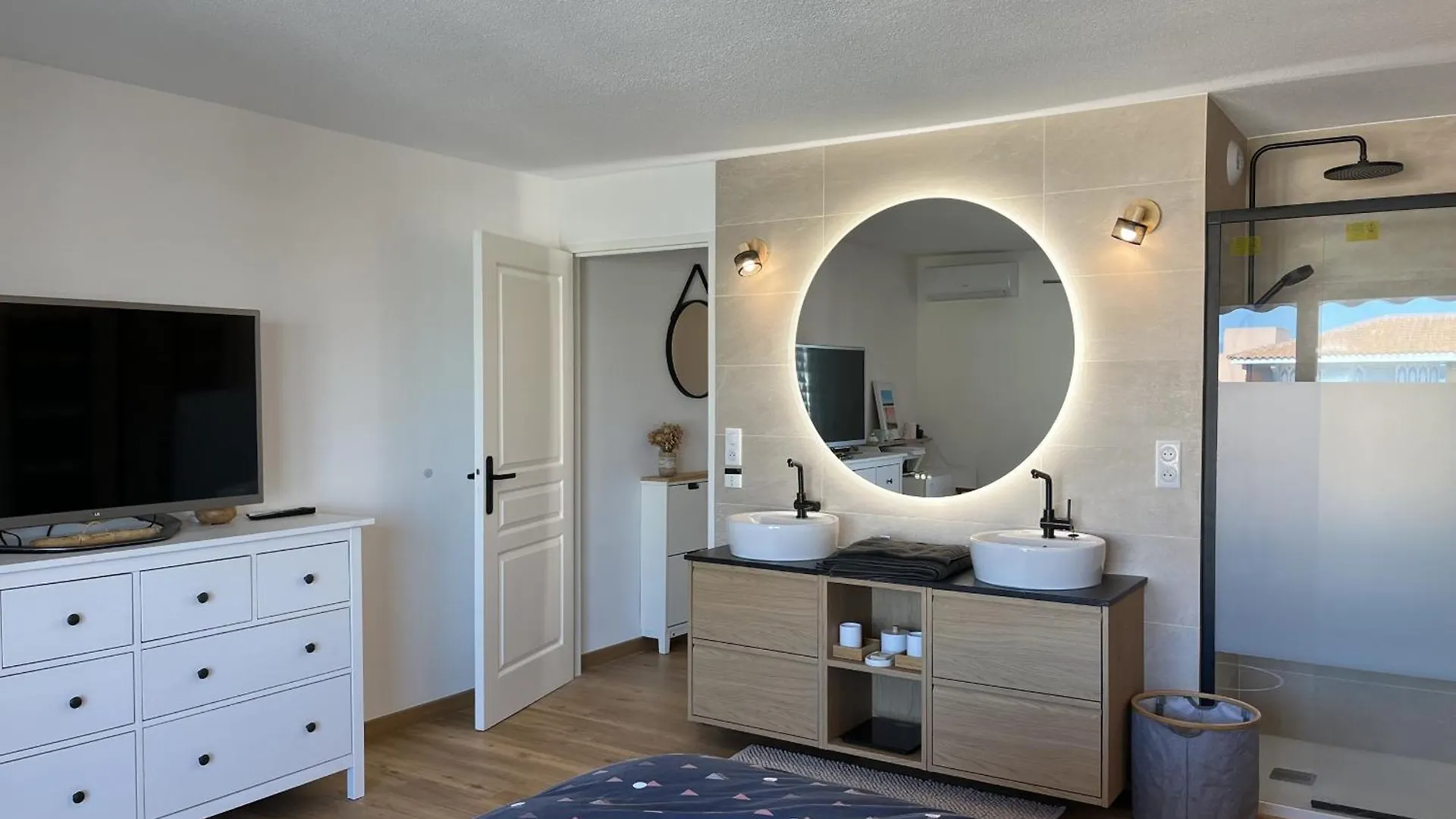Port Frejus, 150 M De La Plage, Tres Rare A La Loc Apartment Frejus